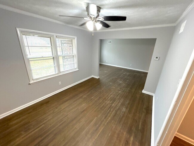 Foto del edificio - 3156 Clarendon Rd