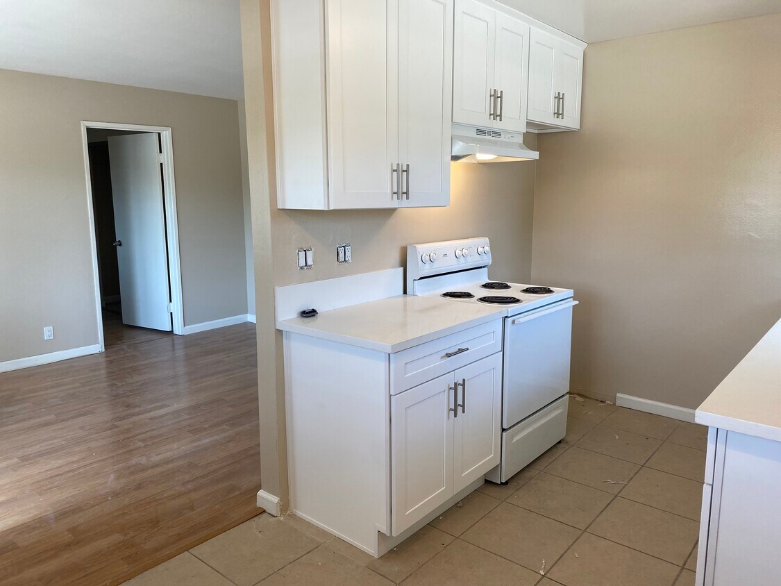 Foto principal - 405 W Alameda Ave