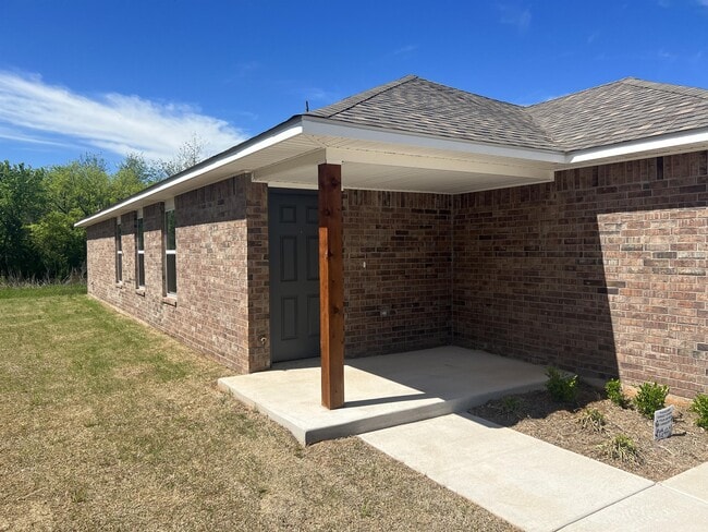 Foto del edificio - 1015 Ichabod Cir