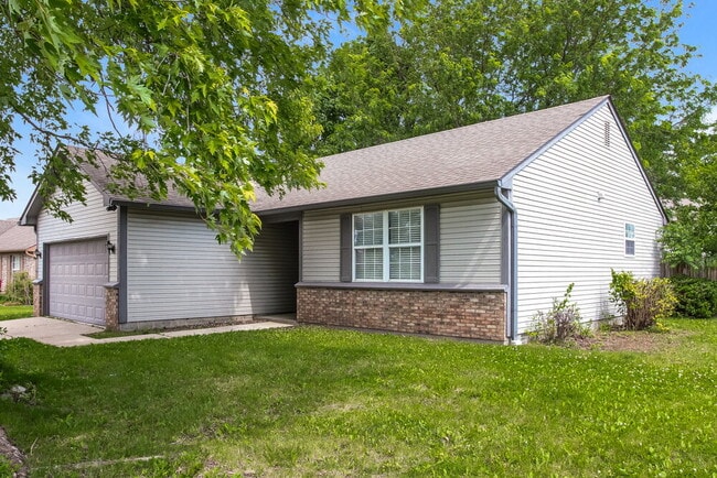 Building Photo - 7825 Jaclyn Dr