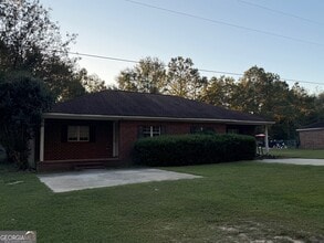 Building Photo - 130 Billy Mikell Rd