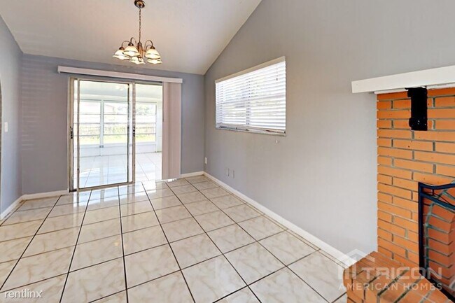 Building Photo - 8235 Donaldson Dr