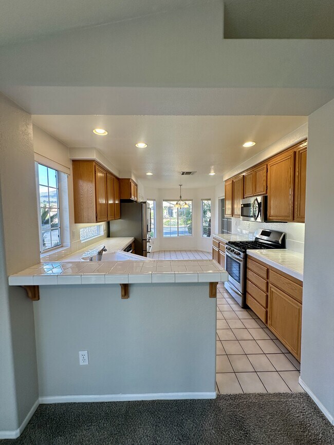 Foto del edificio - 2571 Larkspur Dr