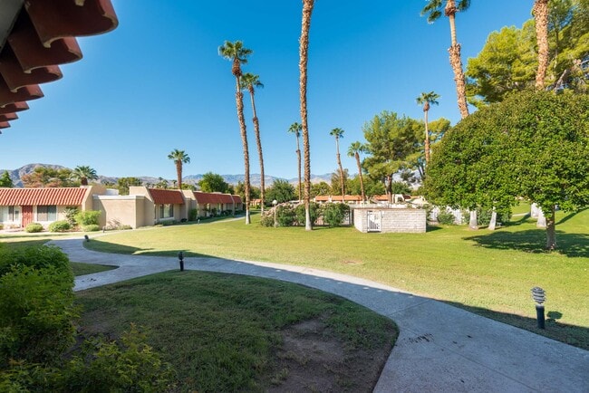 Building Photo - 69725 Encanto Ct