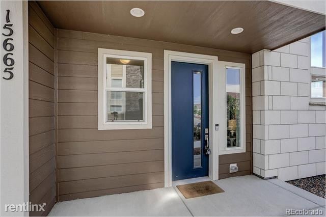 Foto del edificio - 3 br, 3 bath House - 15665 East Broncos Place