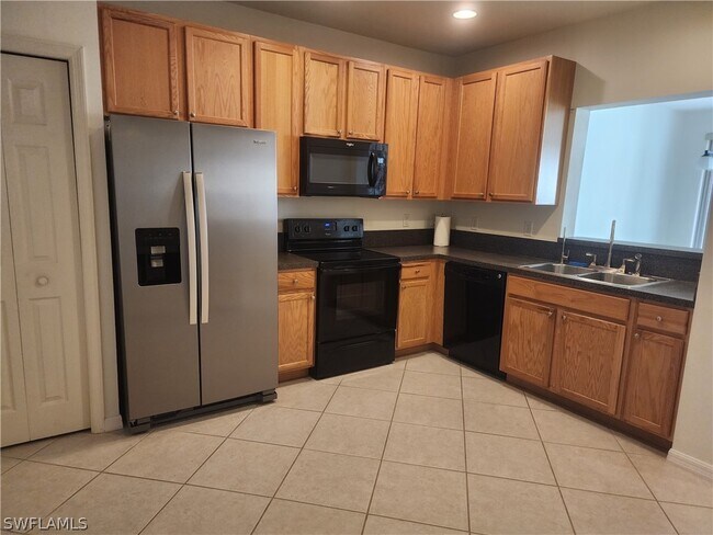 Foto del edificio - 3838 Cherrybrook Loop