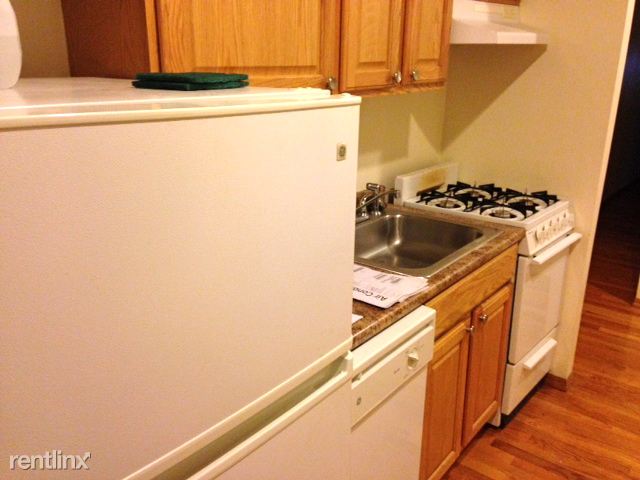 Building Photo - 2 br, 1 bath Apartment - 333 E 65th St