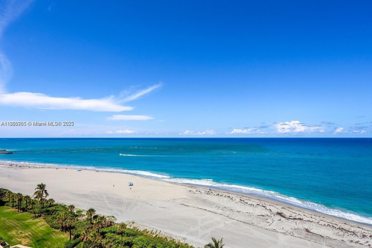 Foto principal - 400 Ocean Trail Way