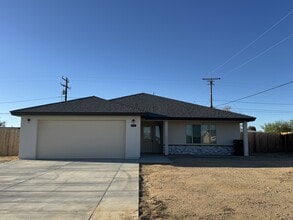 Building Photo - 9224 Ironwood Ave