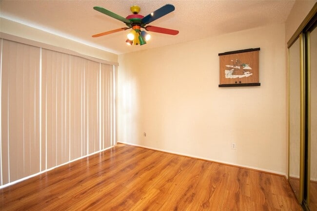 Building Photo - 12133 Bob White Dr