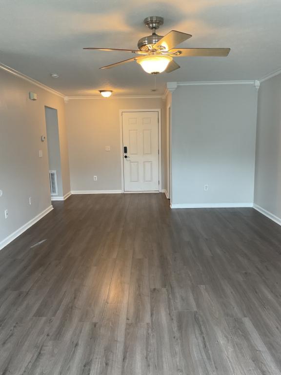 Building Photo - 347 Thistle Ln