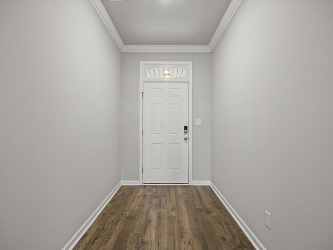 Foto del edificio - 227 Poplar Hollow Dr