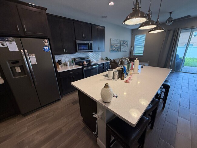 Foto del edificio - 3 Bedroom/2 Bathroom SFH in Summers Corner AVAILABLE APRIL 6th!