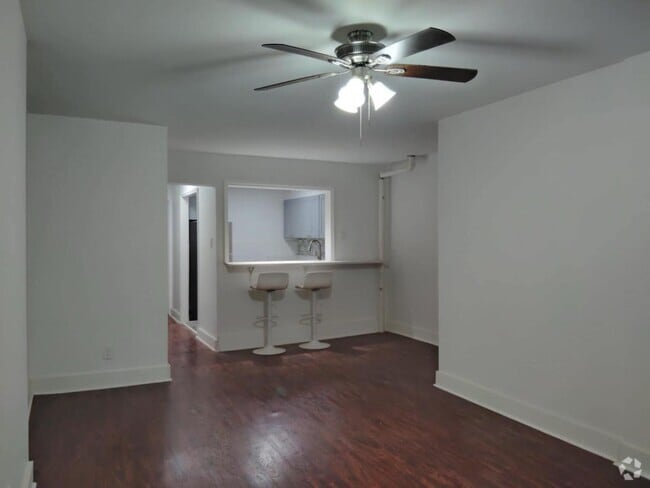Building Photo - 556 W 161st St