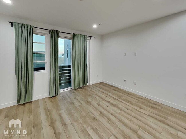 Foto del edificio - 3959 Wattling St