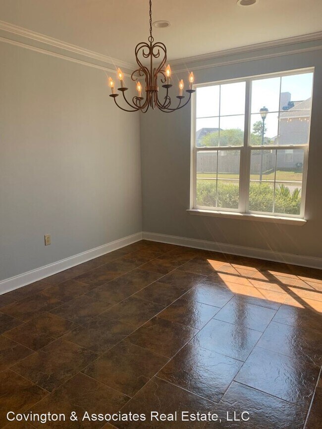 Building Photo - 4 br, 2.5 bath House - 14203 Cloverhill Blvd