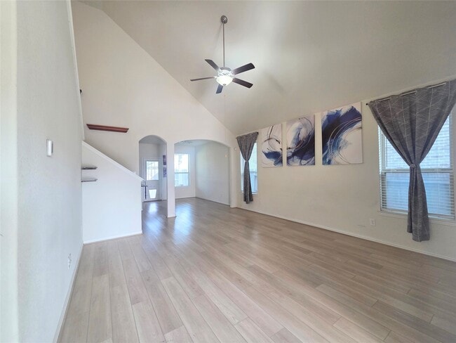 Building Photo - 28137 Aspen Horizon Dr