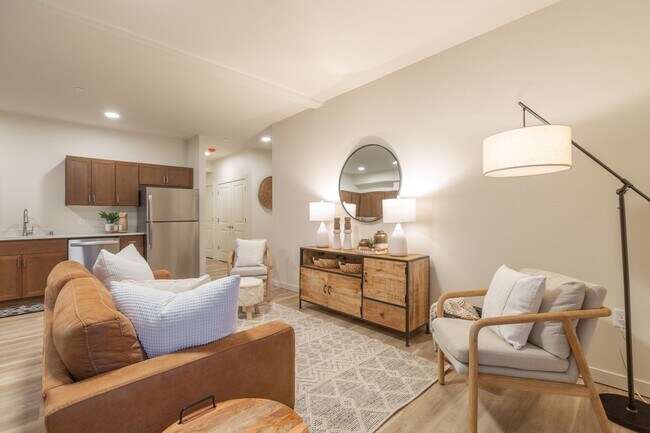 Interior Photo - Anderson Court