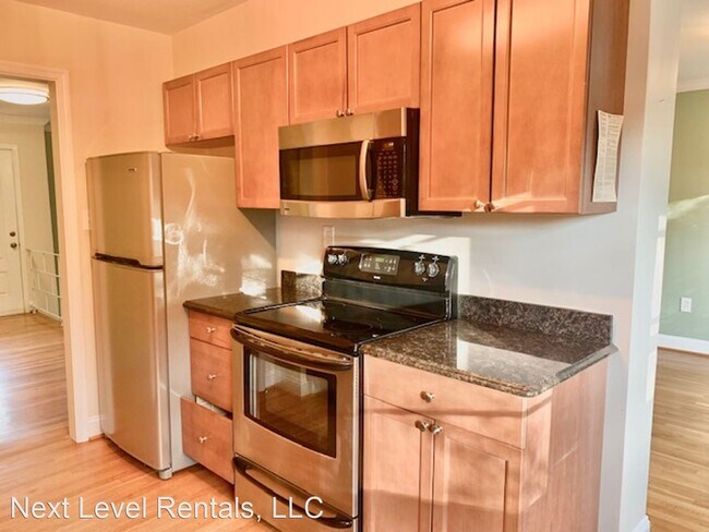 Building Photo - 3 br, 2.5 bath House - 4322 Federal Street