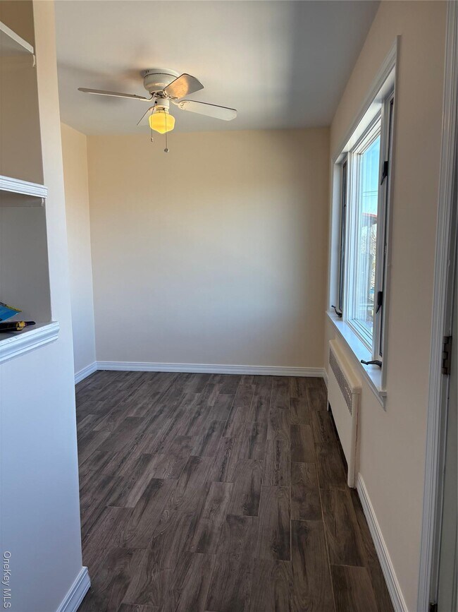 Foto del edificio - 514 E Park Ave