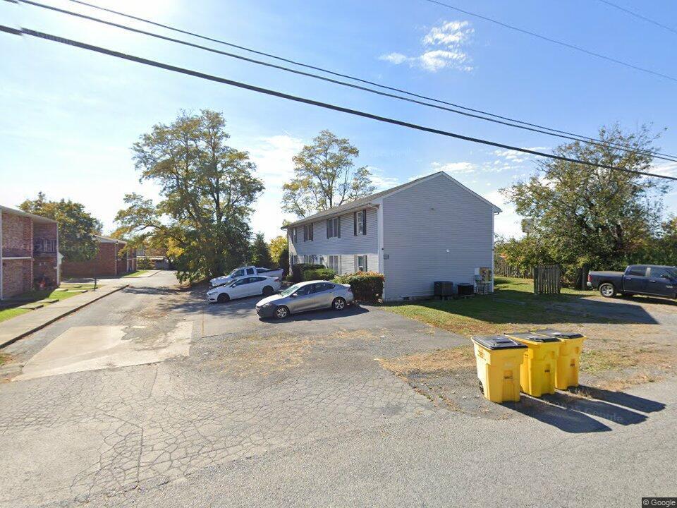 Primary Photo - 42 Janice St