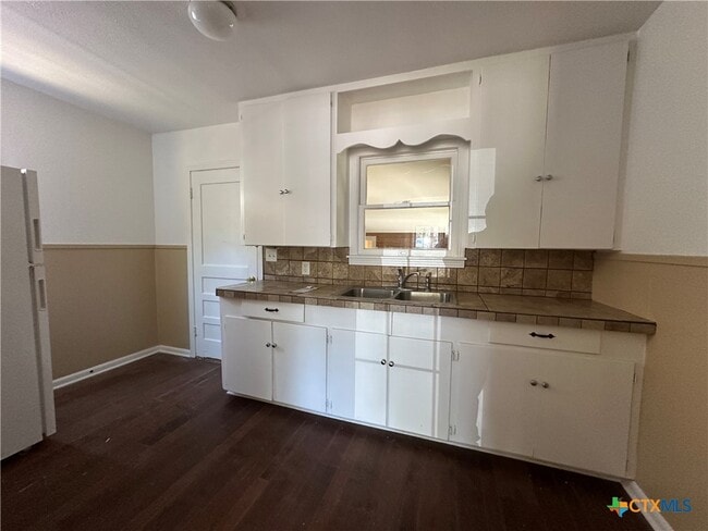 Foto del edificio - 726 E Humphreys St