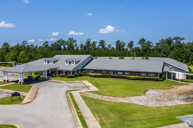 Foto del edificio - Whispering Knoll Independent Senior Living