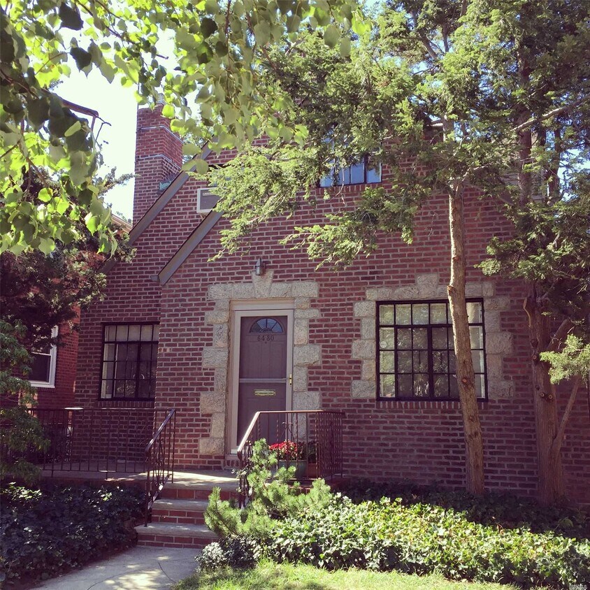 6430 Ellwell Crescent Unit 1F, Queens, NY 11374 Apartment for Rent