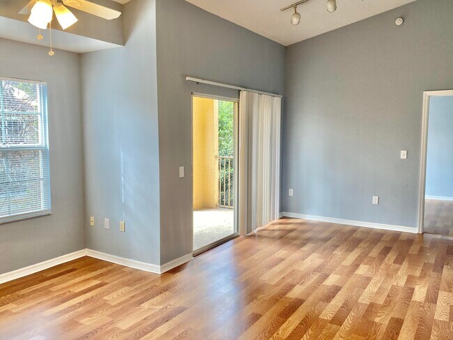 Foto del edificio - 4241 San Marino Blvd