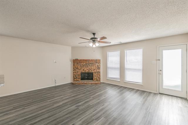 Foto del edificio - 4083 Freedom Ln