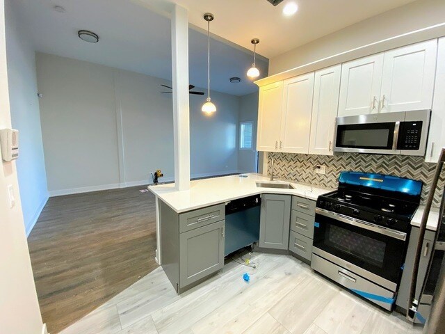Building Photo - 3202 N Ridgeway Ave