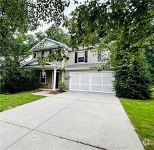 Building Photo - 2920 Centerglen Ln