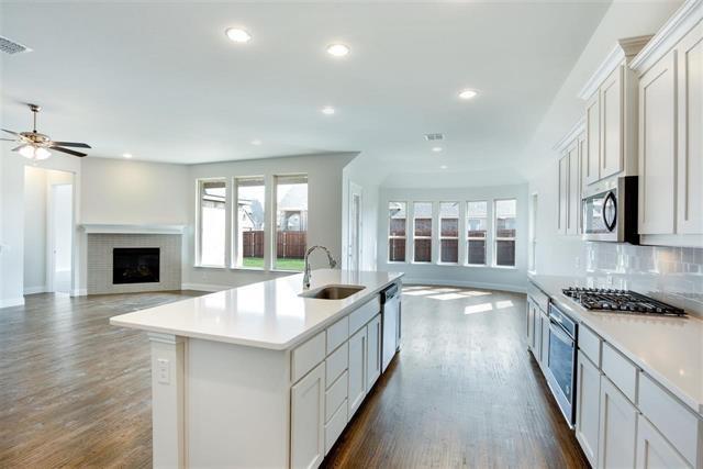 Foto del edificio - 4422 Juniper Ln