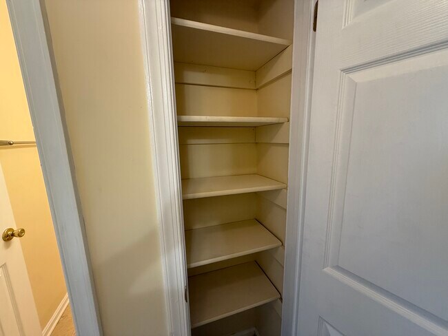 Foto del edificio - 1405 Key Pkwy