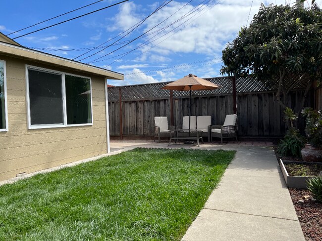 Building Photo - 261 Dollar Mountain Dr