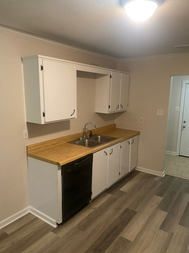 Foto del edificio - 23875 Leaning Oaks Drive