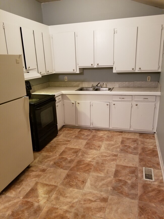 2921 Taylor Rd Unit 2921, Cayce, SC 29033 Apartments in Cayce, SC