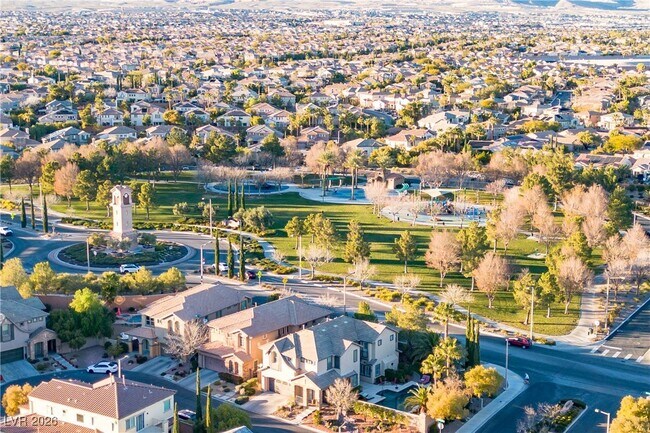 Foto del edificio - 11309 Jasper Grove Ave