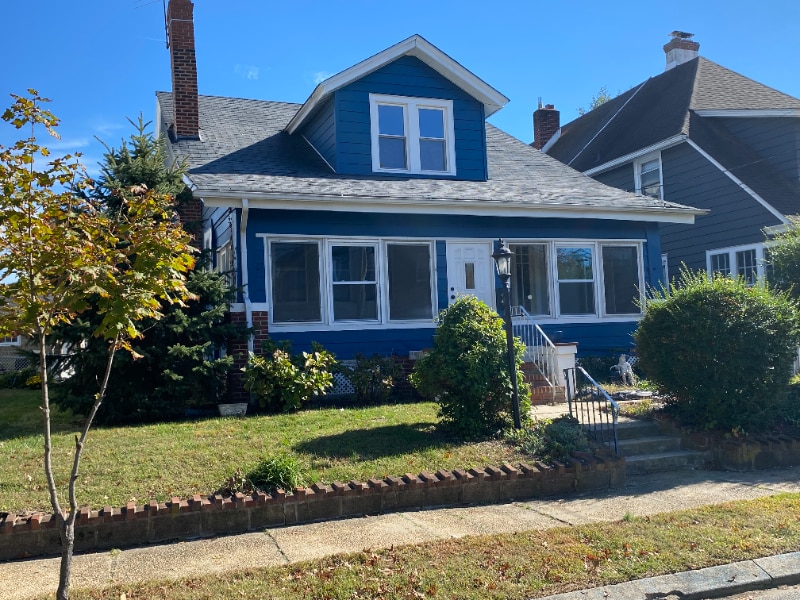 Primary Photo - 50 Lupton Ave