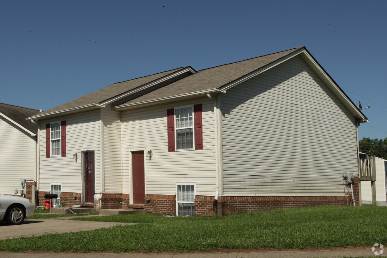 143221 Grinder Ct, Nicholasville, KY 40356 Apartments in