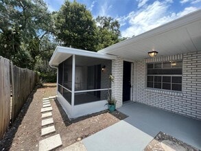 Building Photo - 3151 Bloomingdale Villas Ct Building Photo - 3151 Bloomingdale Villas Ct