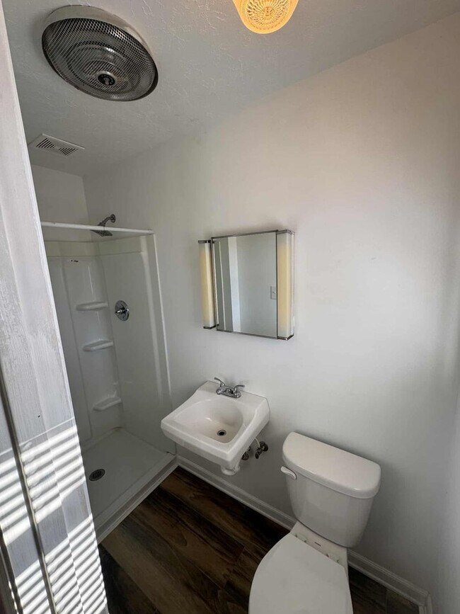 Foto del edificio - Beautiful 3 Bedroom and 2 Bath House