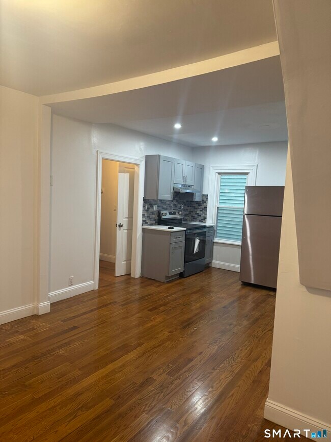Foto del edificio - 1248 Pembroke St