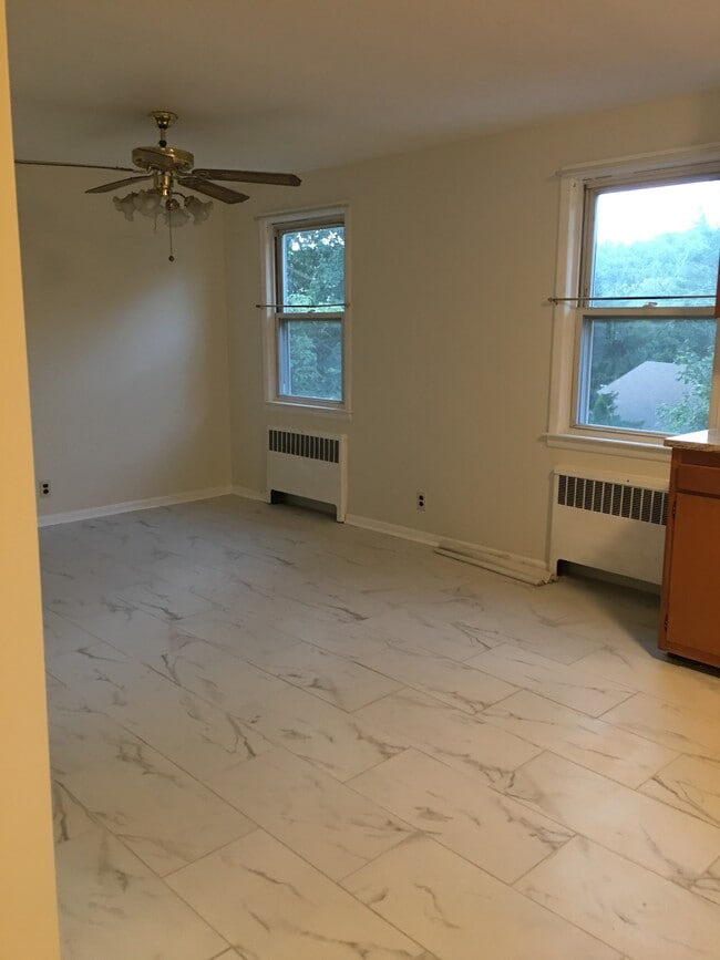 EIK - 26 Beechwood Ave