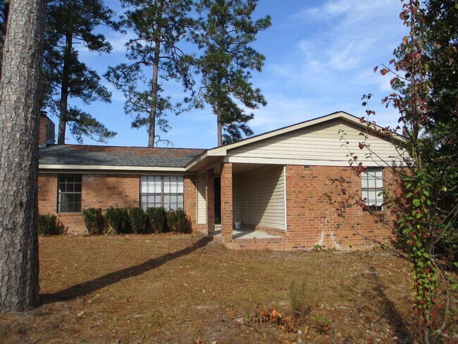 Foto del edificio - Renovated home in Woodlake