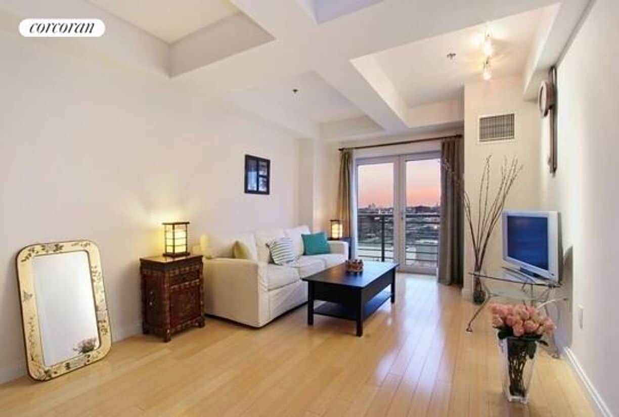 Foto principal - 302 2nd St