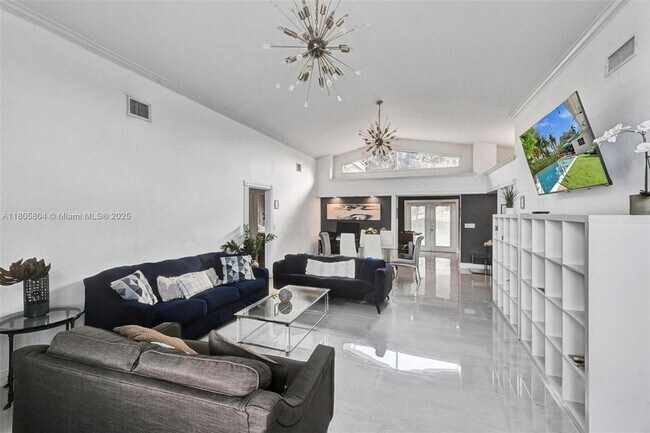 Foto del edificio - 2590 NE 200th St