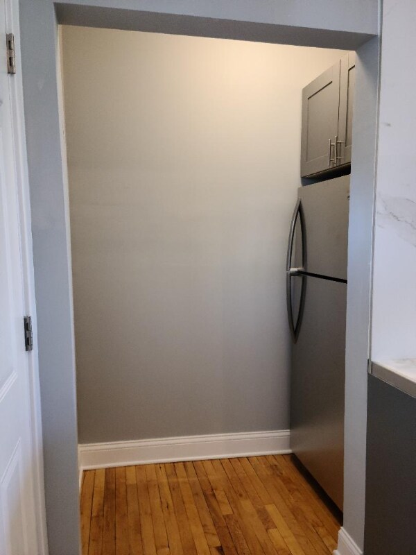 Foto del edificio - 4831 W Addison