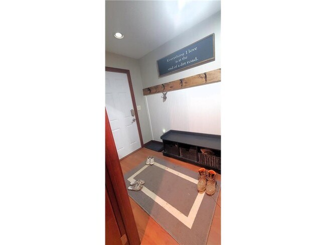 Foto del edificio - 1849 200th St