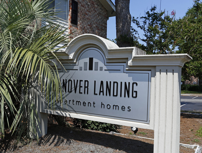 Building Photo - Hanover Landing Apartments